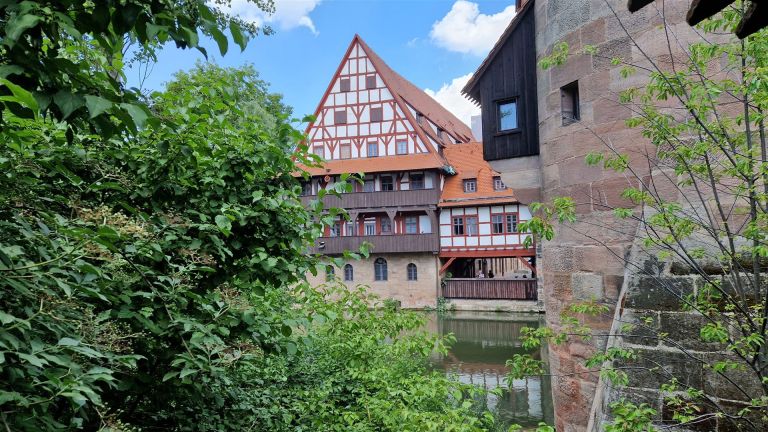 Blick von der Maxbrücke in Nürnberg